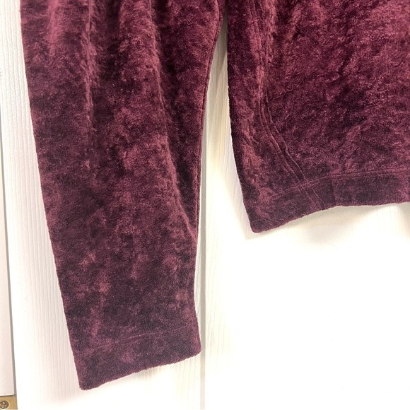 Free People Milan Crushed burned Velvet boho soft sweatshirt Burgundy size XS - Picture 4 of 10